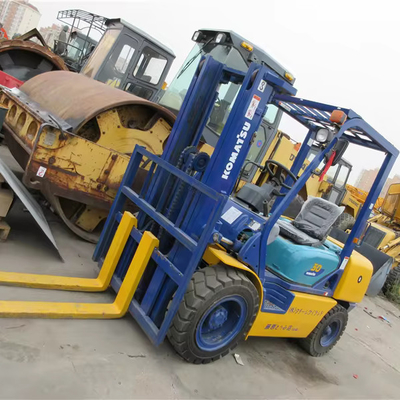 3トンのKOMATSU FD30 FD25 FD50フォークリフト 1.5トンの2.5トンの3トンの5トンの日本製