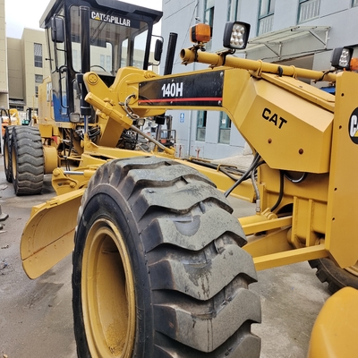 性能と1200時間の作業時間を備えたカターピラー140hモーターグレードヤー