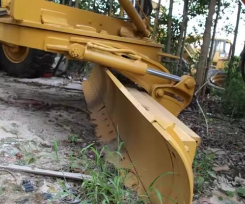 二手キャット 140M レーダー カミンズエンジン 優れた状態