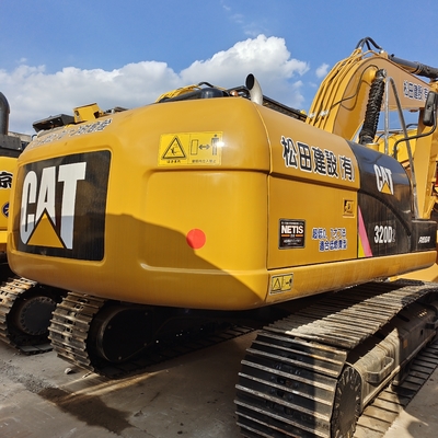 1.2CBMバケツ容量で,良い状態で使用 CATERPILLAR Cat320d掘削機