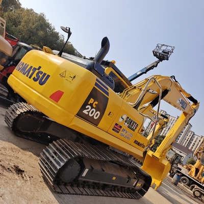 日本KOMATSU pc200-8 オリジナルの水力シリンダーを持つ水力クローラー掘削機