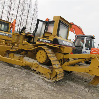 Cat D7Rブルドーザーは,機械修理工房で長寿命と簡単な操作