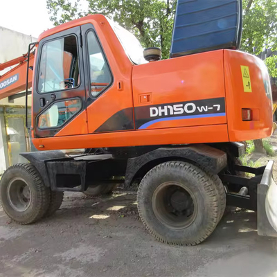 販売 15 トン Doosan DH150w-7 オリジナルの水力シリンダー付きの中古車輪掘削機