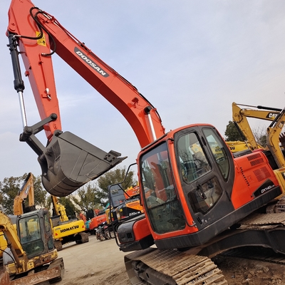 オリジナルの水力ポンプ Doosan Dx60W Dx60 Dx80 Dx140 Dx150 Dx210 エグババタートラックシューズ