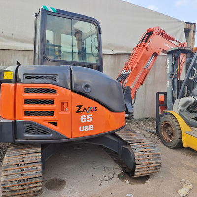 上海で使用されたヒタチZAXIS65掘削機 元の水力シリンダー